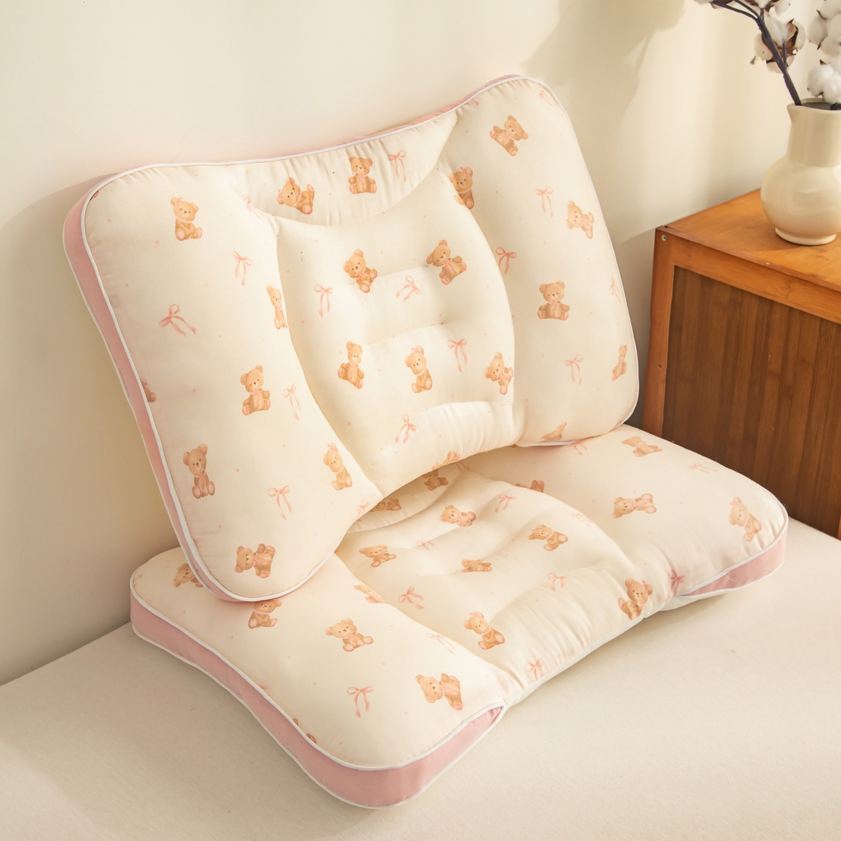 91家纺网 家纺一手货源 找家纺 贵夫人 2025新款卡通纯棉分区护脊枕枕头枕芯 小熊甜心30*50一只