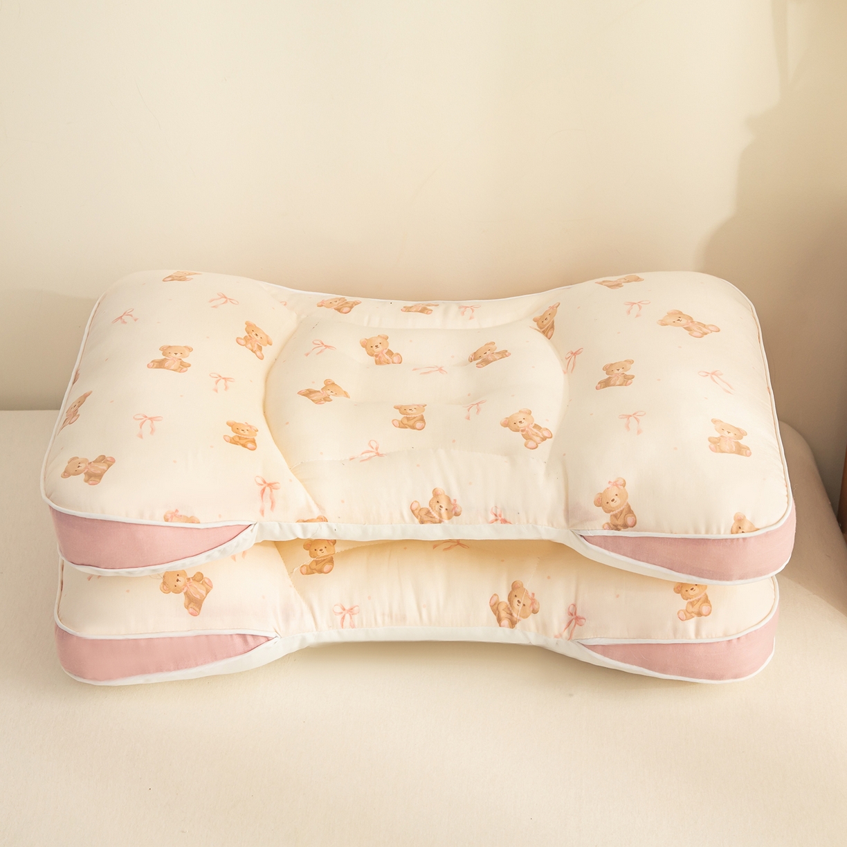 91家纺网 家纺一手货源 找家纺 贵夫人 2025新款卡通纯棉分区护脊枕枕头枕芯 小熊甜心40*60一只