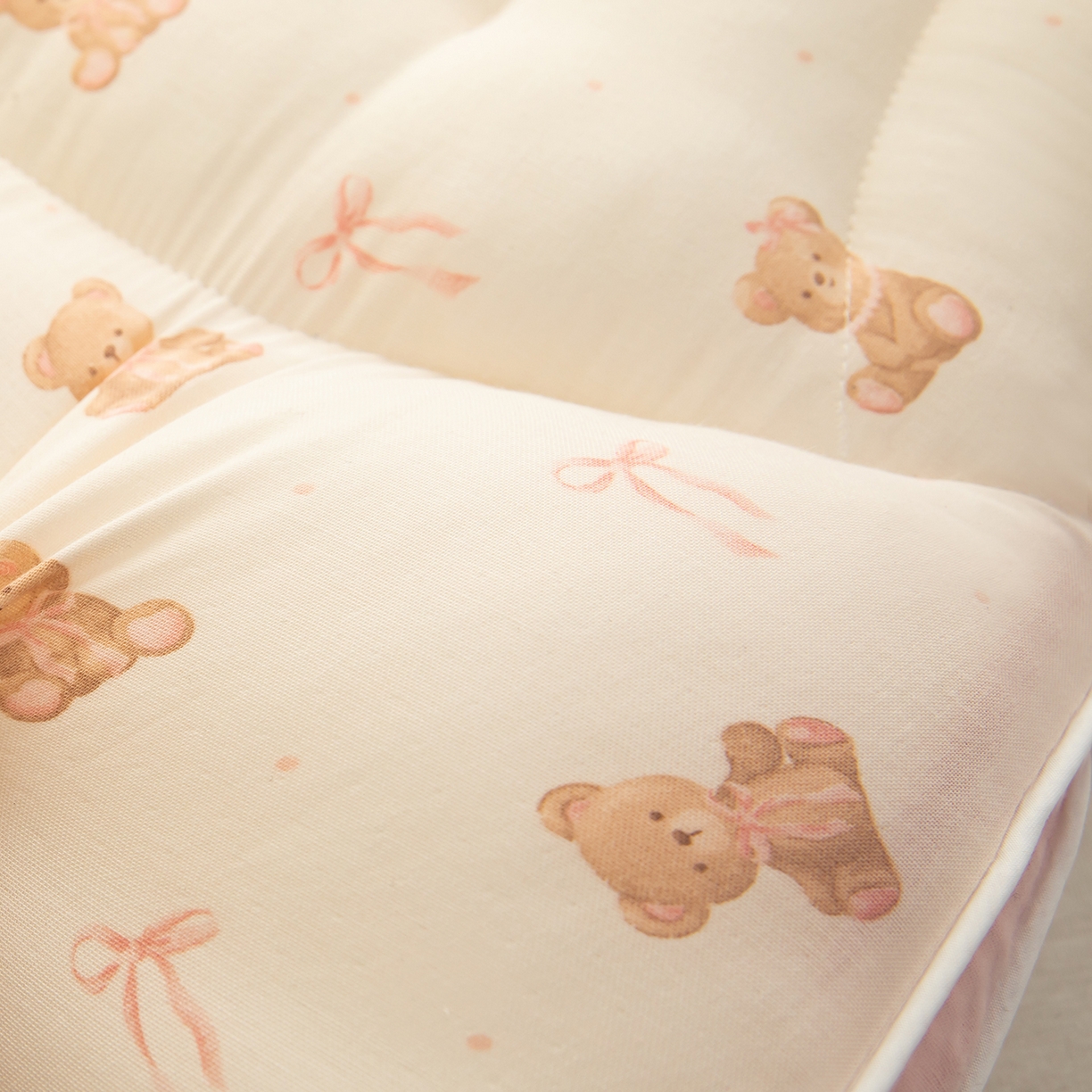 91家纺网 家纺一手货源 找家纺 贵夫人 2025新款卡通纯棉分区护脊枕枕头枕芯 小熊甜心40*60一只