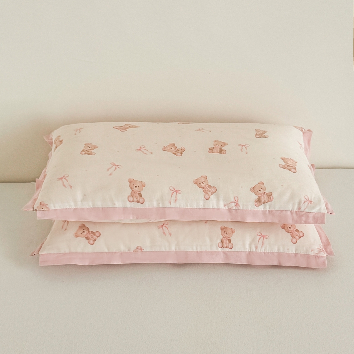 91家纺网 家纺一手货源 找家纺 贵夫人 2025新款卡通儿童100%纯棉花枕 枕头枕芯 小熊甜心学生一只