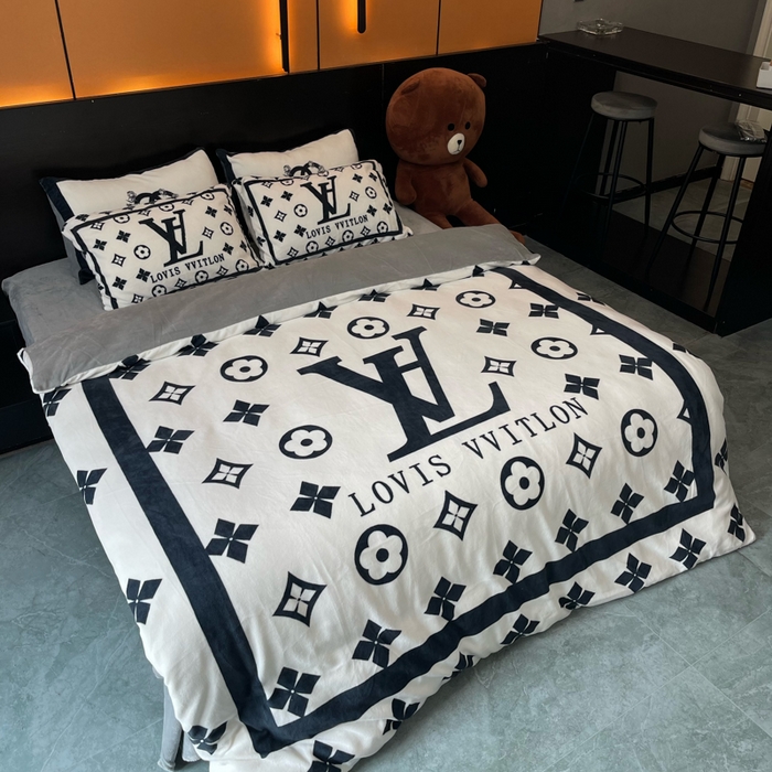 花沐家居 2025新款亲肤舒适潮牌数码印花牛奶绒四件套 黑白v