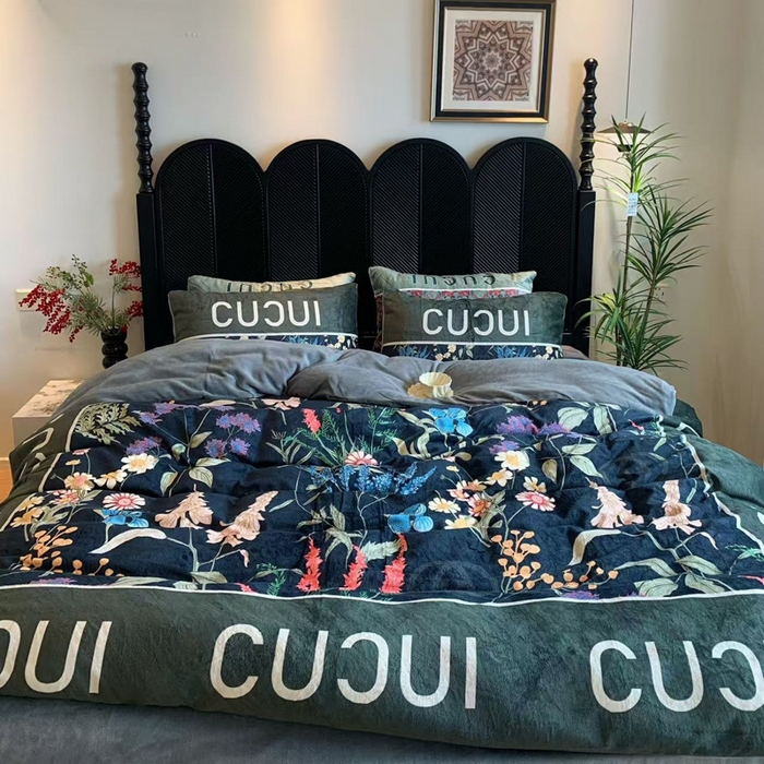 91家纺网 家纺一手货源 找家纺 花沐家居 2025新款亲肤舒适潮牌数码印花牛奶绒四件套 花千树