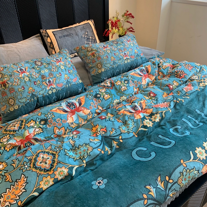 91家纺网 家纺一手货源 找家纺 花沐家居 2025新款亲肤舒适潮牌数码印花牛奶绒四件套 晴末