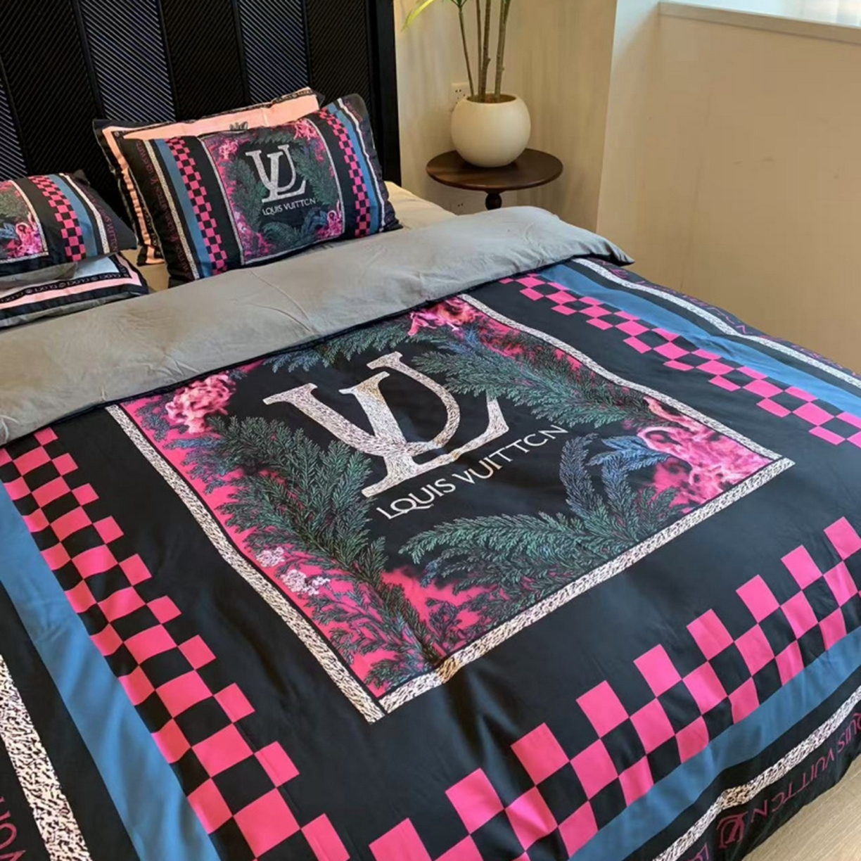 91家纺网 家纺一手货源 找家纺 花沐家居 2025新款数码印花潮牌云朵棉四件套 景年