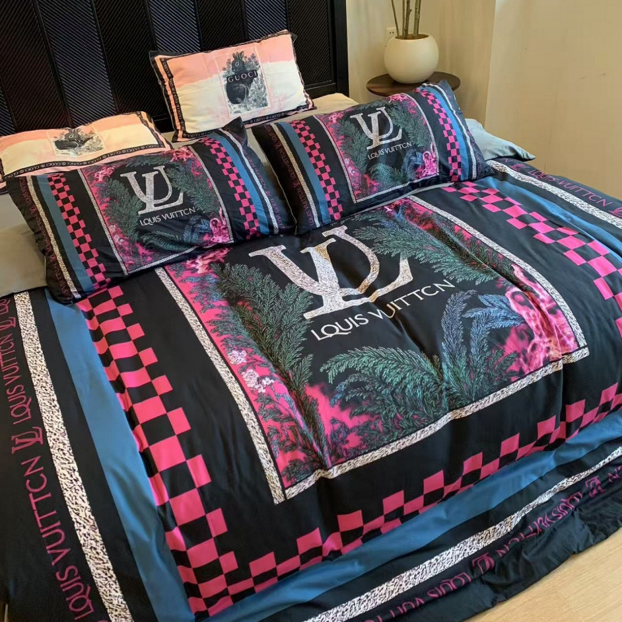 91家纺网 家纺一手货源 找家纺 花沐家居 2025新款数码印花潮牌云朵棉四件套 景年