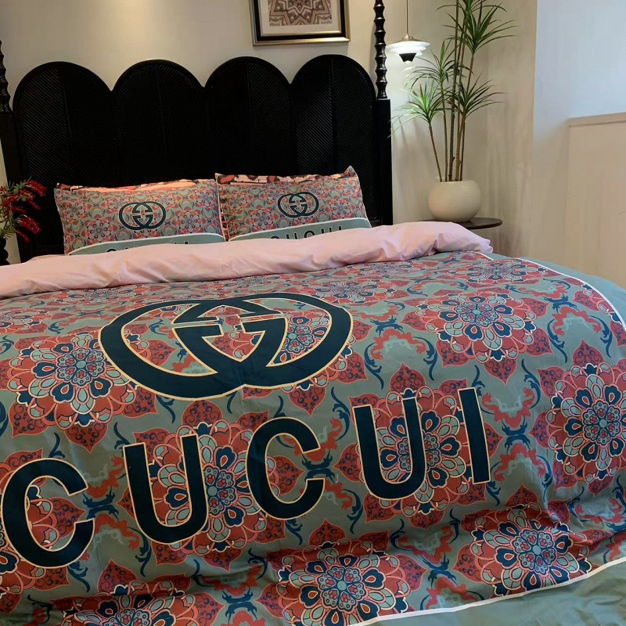 91家纺网 家纺一手货源 找家纺 花沐家居 2025新款数码印花潮牌云朵棉四件套 绿色花朵