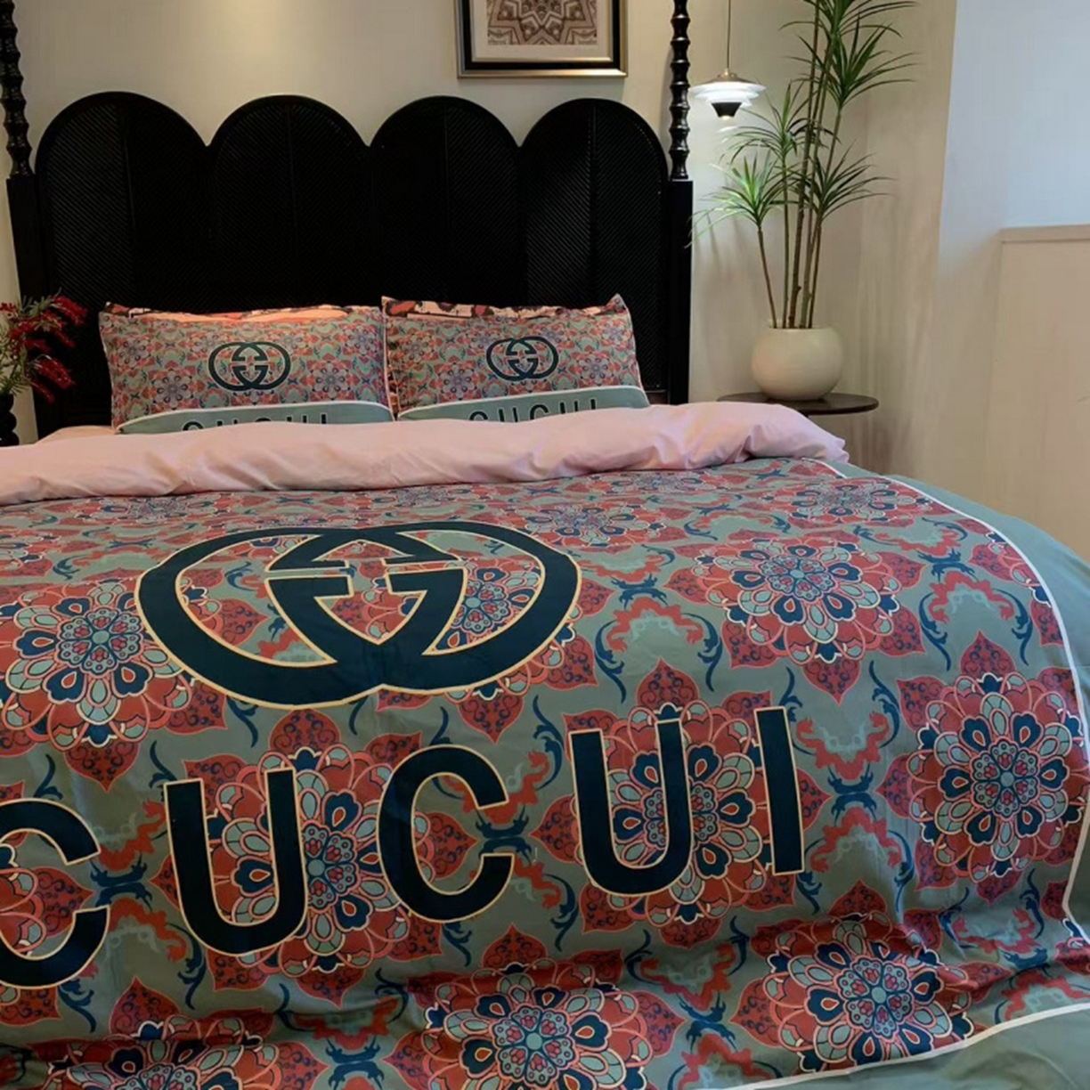 91家纺网 家纺一手货源 找家纺 花沐家居 2025新款数码印花潮牌云朵棉四件套 绿色花朵