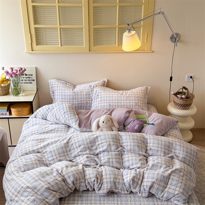 91家纺网 家纺一手货源 找家纺 潘朵拉家纺 2025新款牛奶绒床盖款四件套 紫格郁金香