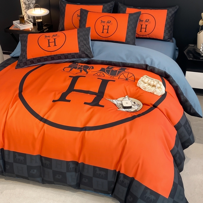 91家纺网 家纺一手货源 找家纺 花沐家居 2025新款 潮牌亲肤纯棉四件套 橘马