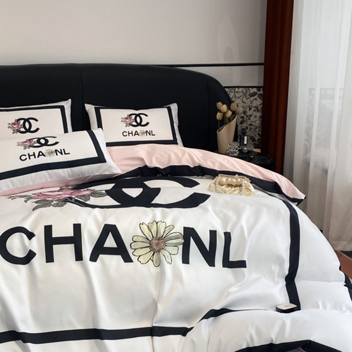 91家纺网 家纺一手货源 找家纺 花沐家居 2025新款 潮牌亲肤纯棉四件套 白香