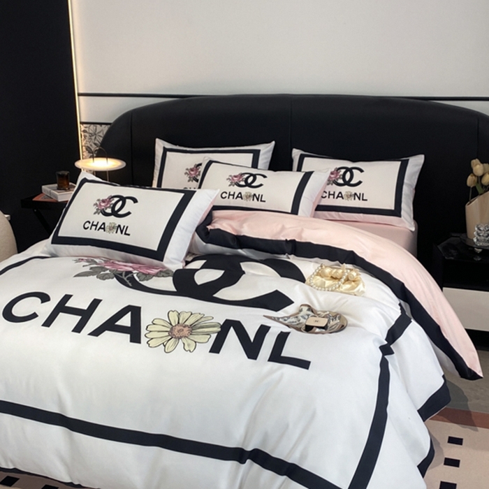 91家纺网 家纺一手货源 找家纺 花沐家居 2025新款 潮牌亲肤纯棉四件套 白香