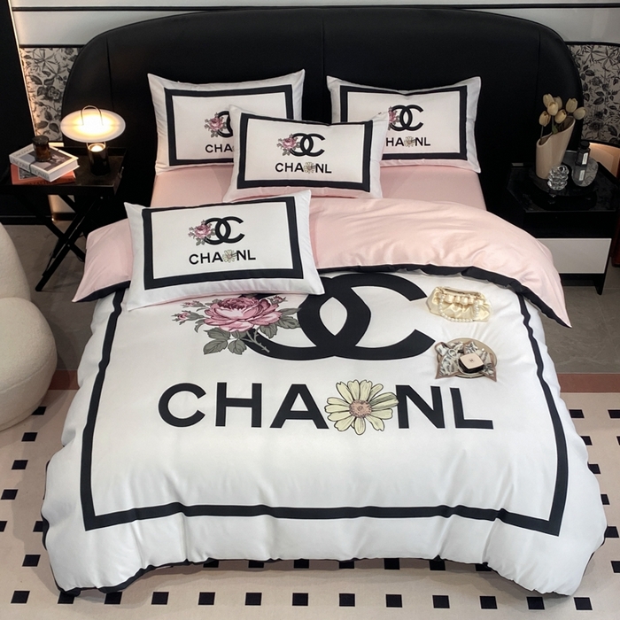 91家纺网 家纺一手货源 找家纺 花沐家居 2025新款 潮牌亲肤纯棉四件套 白香