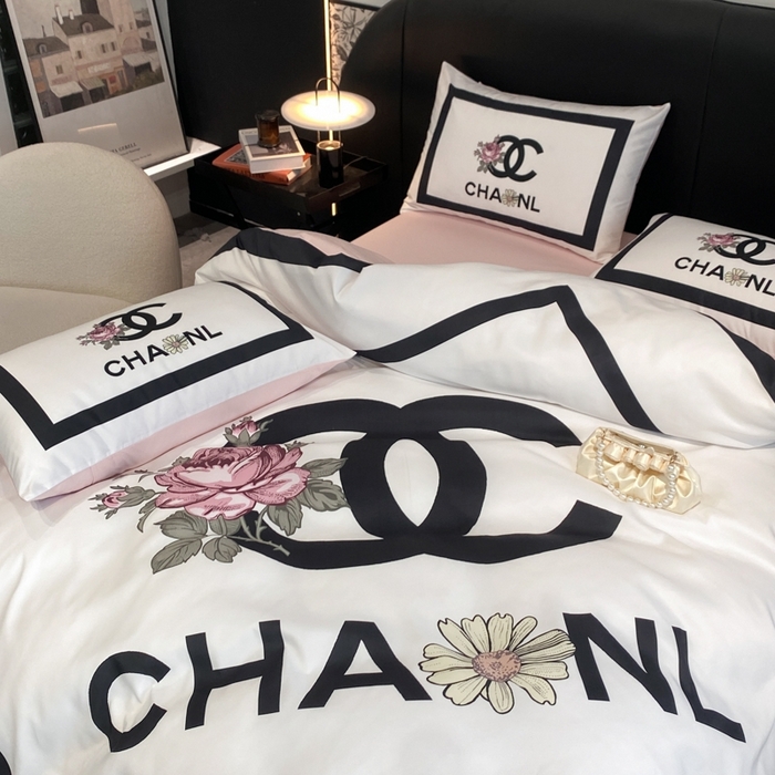 91家纺网 家纺一手货源 找家纺 花沐家居 2025新款 潮牌亲肤纯棉四件套 白香