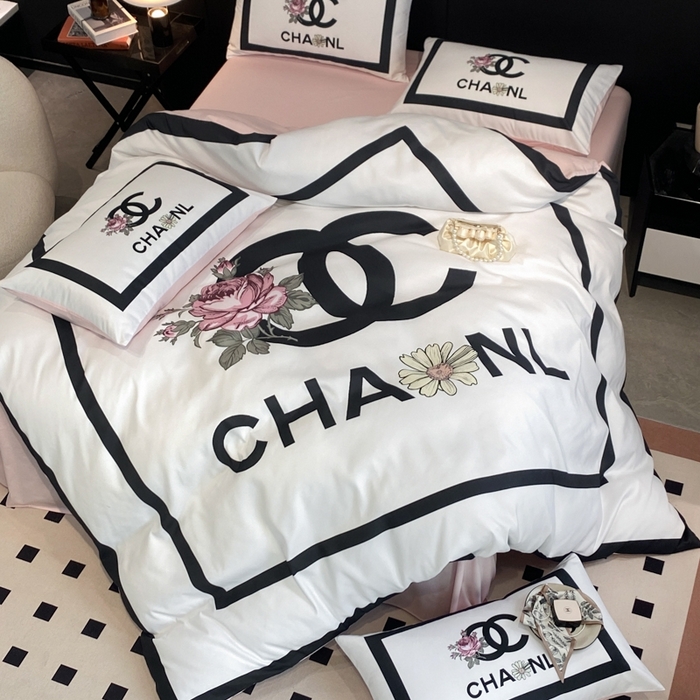 91家纺网 家纺一手货源 找家纺 花沐家居 2025新款 潮牌亲肤纯棉四件套 白香