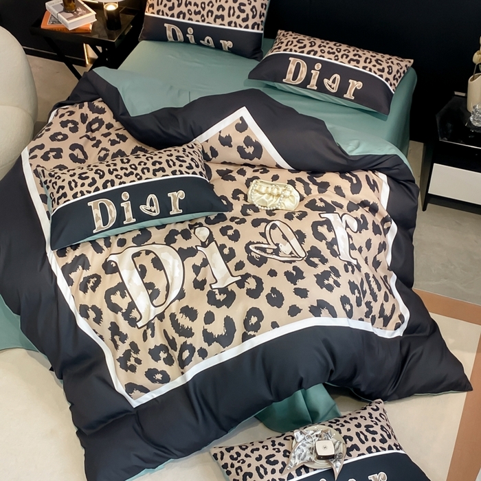 91家纺网 家纺一手货源 找家纺 花沐家居 2025新款 潮牌亲肤纯棉四件套 豹纹迪