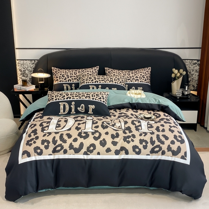 91家纺网 家纺一手货源 找家纺 花沐家居 2025新款 潮牌亲肤纯棉四件套 豹纹迪