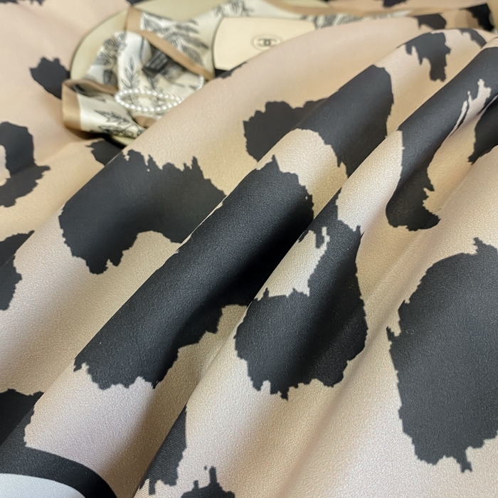 91家纺网 家纺一手货源 找家纺 花沐家居 2025新款 潮牌亲肤纯棉四件套 豹纹迪