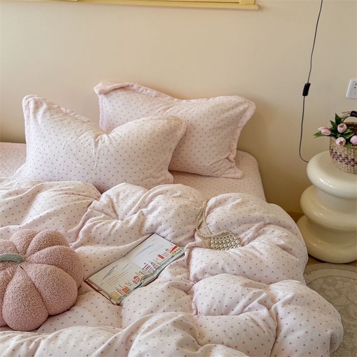 91家纺网 家纺一手货源 找家纺 （总）潘朵拉家纺 2025新款牛奶绒床盖款四件套