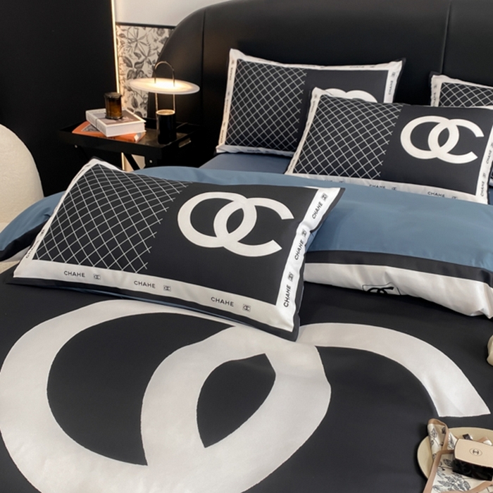 91家纺网 家纺一手货源 找家纺 花沐家居 2025新款 潮牌亲肤纯棉四件套 黑香