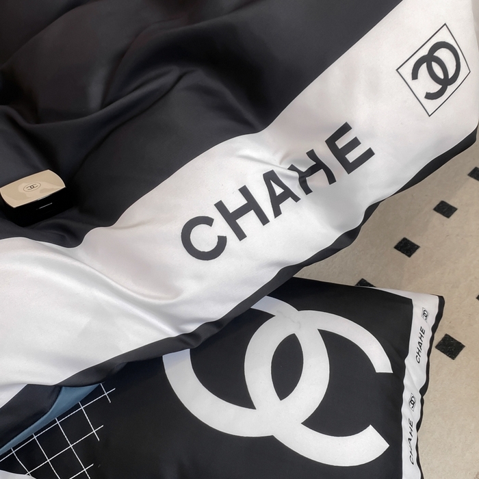 91家纺网 家纺一手货源 找家纺 花沐家居 2025新款 潮牌亲肤纯棉四件套 黑香