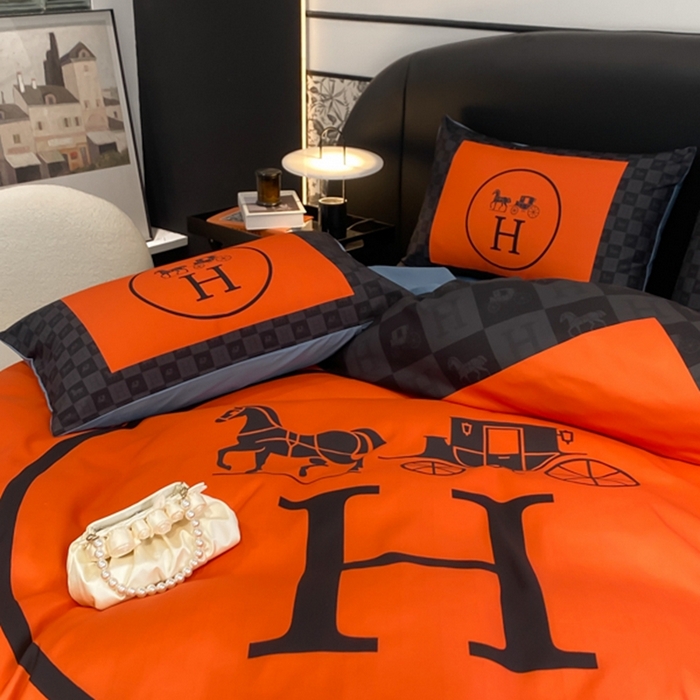 91家纺网 家纺一手货源 找家纺 花沐家居 2025新款 潮牌亲肤纯棉四件套 橘马