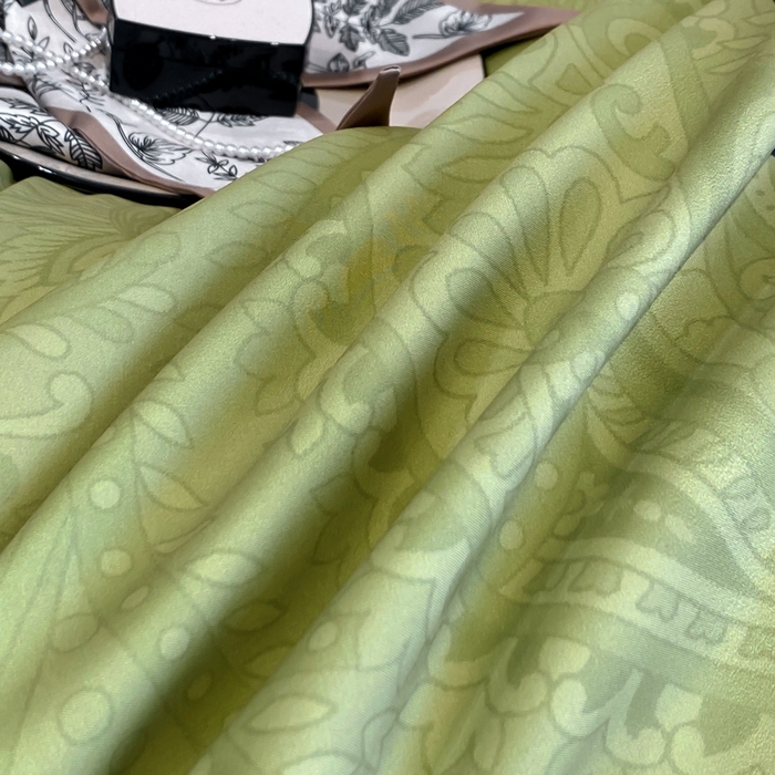 91家纺网 家纺一手货源 找家纺 花沐家居 2025新款 潮牌亲肤纯棉四件套 绿色花朵