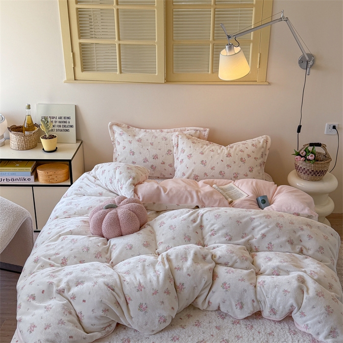 潘朵拉家纺 2025新款牛奶绒床盖款四件套 花仙子