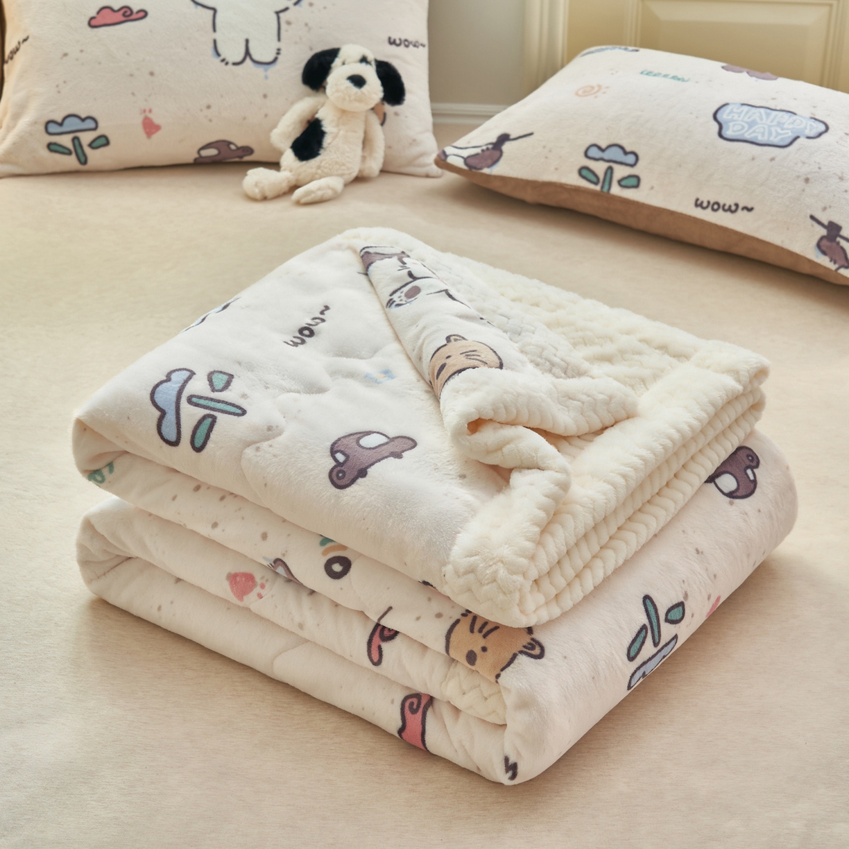 91家纺网 家纺一手货源 找家纺 晨曦家纺 2025新款加厚保暖牛奶绒贝贝绒三层夹棉毛毯可爱卡通 调皮猫狗
