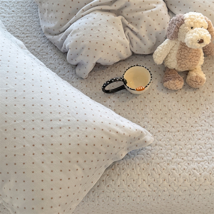 91家纺网 家纺一手货源 找家纺 潘朵拉家纺 2025新款牛奶绒床盖款四件套 蓝星漫