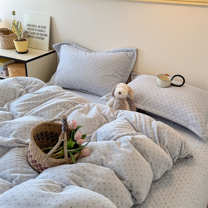 91家纺网 家纺一手货源 找家纺 潘朵拉家纺 2025新款牛奶绒床盖款四件套 蓝星漫