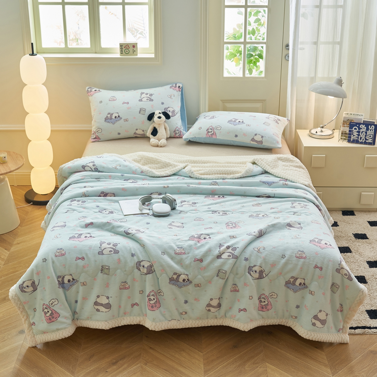 91家纺网 家纺一手货源 找家纺 晨曦家纺 2025新款加厚保暖牛奶绒贝贝绒三层夹棉毛毯可爱卡通 可爱熊猫