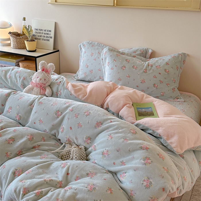 91家纺网 家纺一手货源 找家纺 潘朵拉家纺 2025新款牛奶绒床盖款四件套 清欢