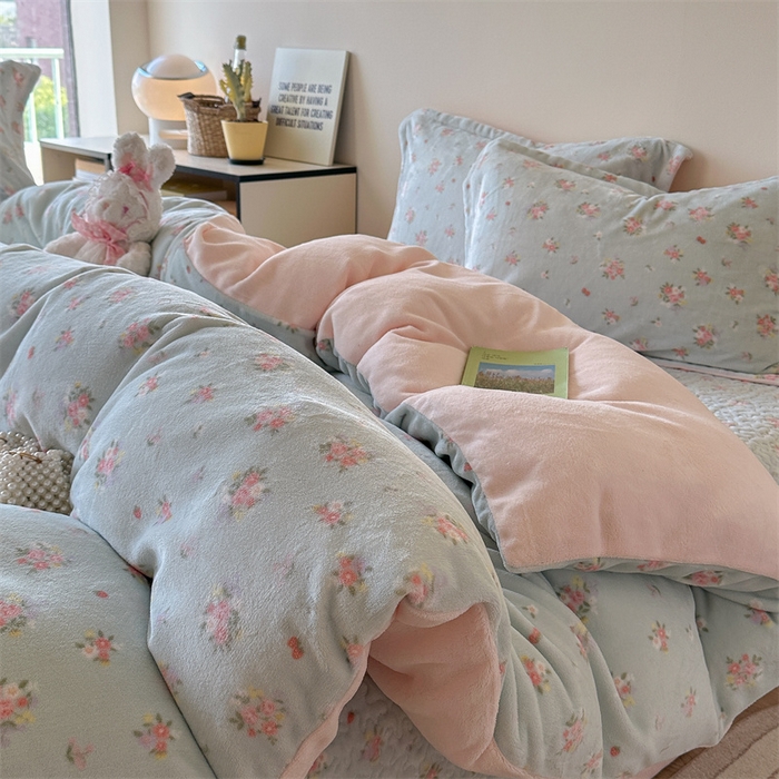 91家纺网 家纺一手货源 找家纺 潘朵拉家纺 2025新款牛奶绒床盖款四件套 清欢