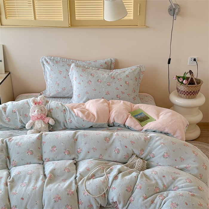 91家纺网 家纺一手货源 找家纺 潘朵拉家纺 2025新款牛奶绒床盖款四件套 清欢