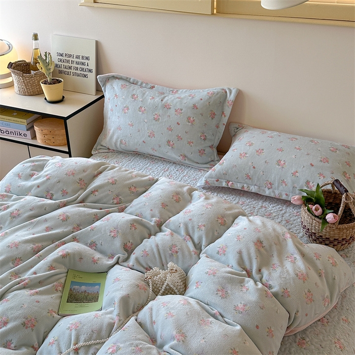 91家纺网 家纺一手货源 找家纺 潘朵拉家纺 2025新款牛奶绒床盖款四件套 清欢