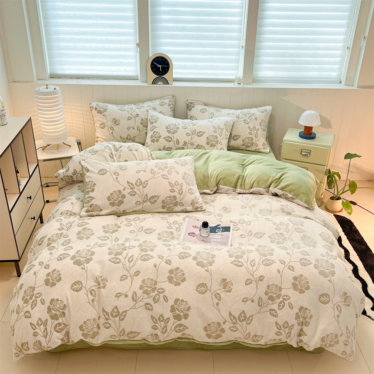 91家纺网 家纺一手货源 找家纺 星座  2025新款牛奶绒雕花绒四件套 青枝雅韵