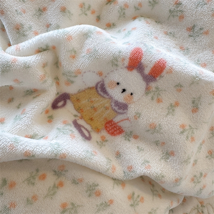 91家纺网 家纺一手货源 找家纺 潘朵拉家纺 2025新款牛奶绒床盖款四件套 油画女孩