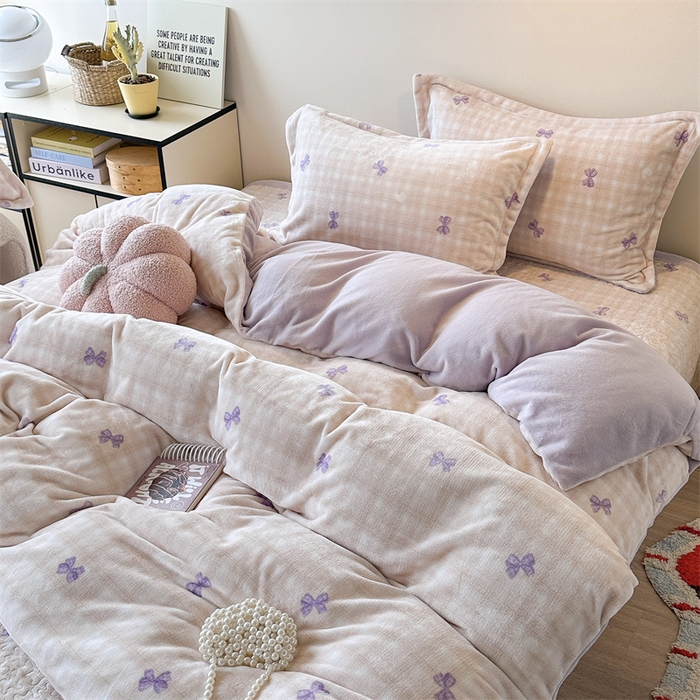 91家纺网 家纺一手货源 找家纺 潘朵拉家纺 2025新款牛奶绒床盖款四件套 紫蝶