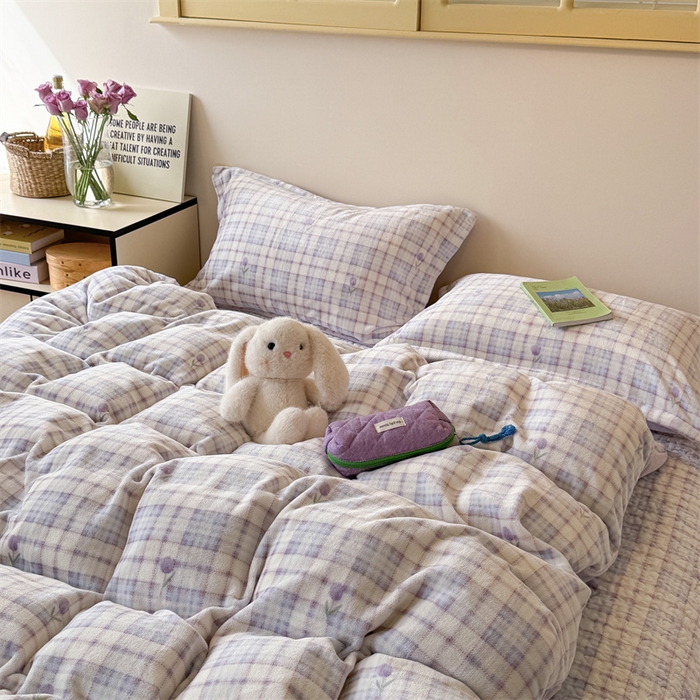 91家纺网 家纺一手货源 找家纺 潘朵拉家纺 2025新款牛奶绒床盖款四件套 紫格郁金香