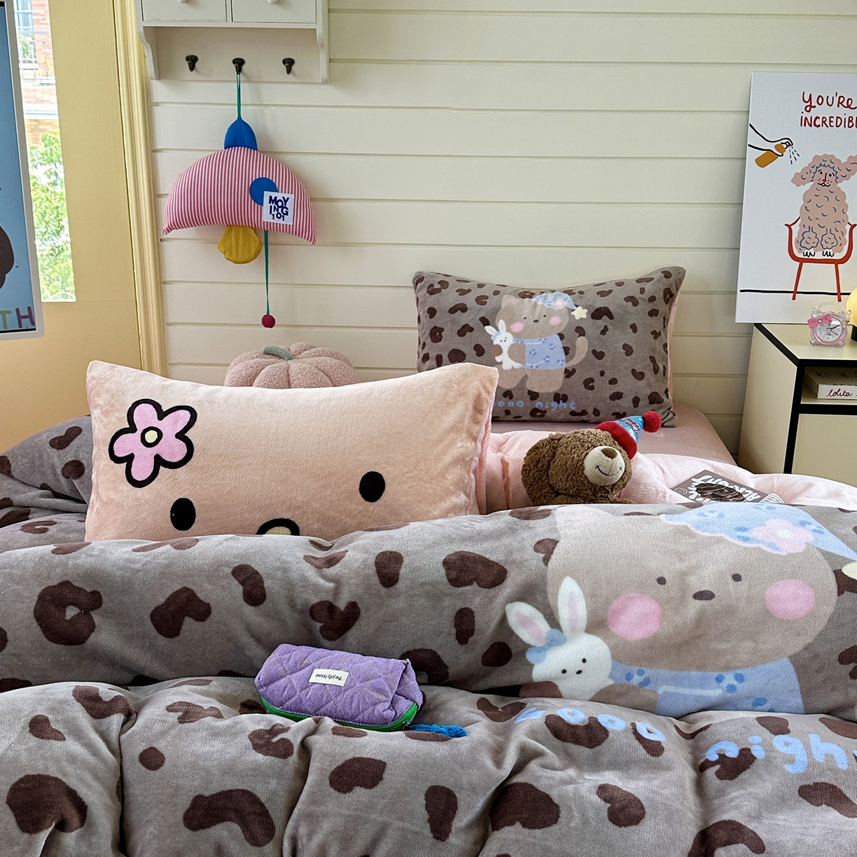 91家纺网 家纺一手货源 找家纺 美乐迪家纺 2025新款大版牛奶绒四件套 豹纹猫