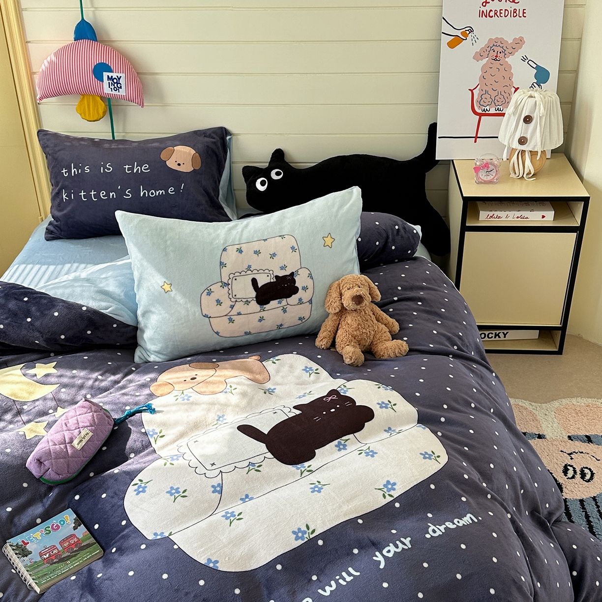 91家纺网 家纺一手货源 找家纺 美乐迪家纺 2025新款大版牛奶绒四件套 波点猫舍