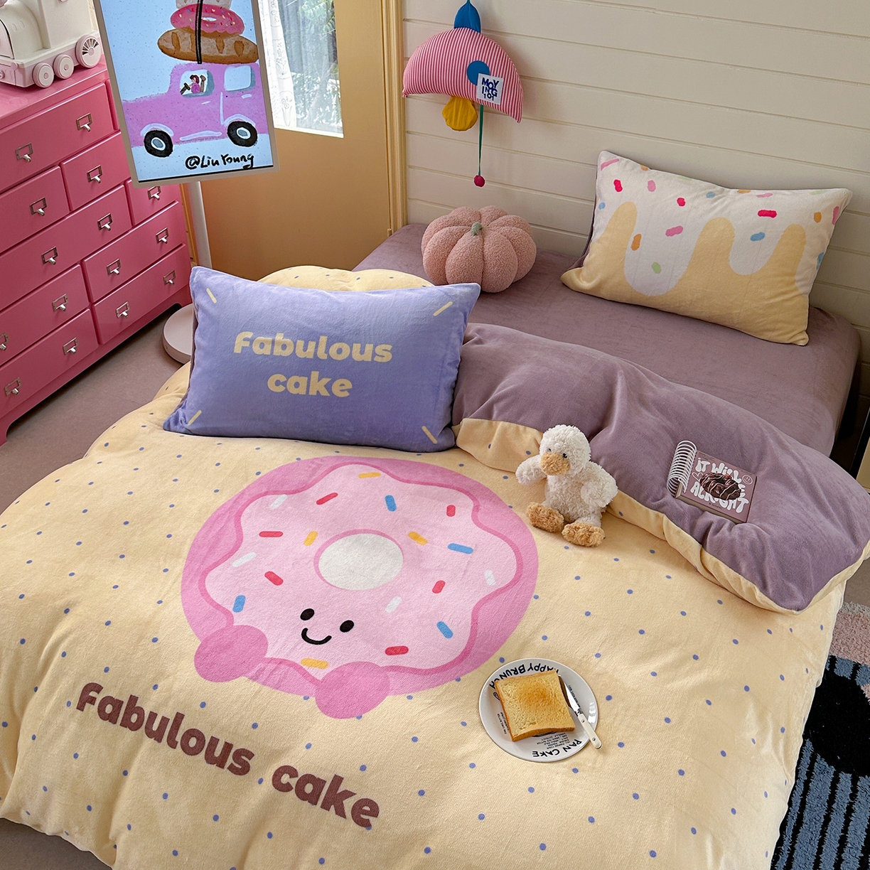 91家纺网 家纺一手货源 找家纺 美乐迪家纺 2025新款大版牛奶绒四件套 波点甜甜圈