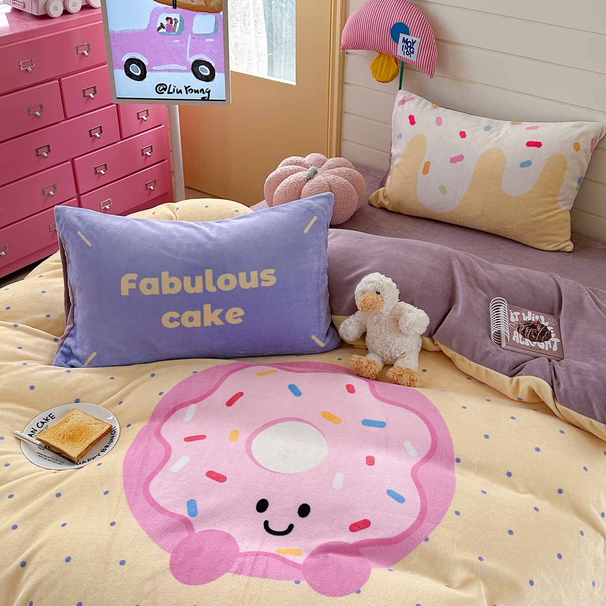 91家纺网 家纺一手货源 找家纺 美乐迪家纺 2025新款大版牛奶绒四件套 波点甜甜圈