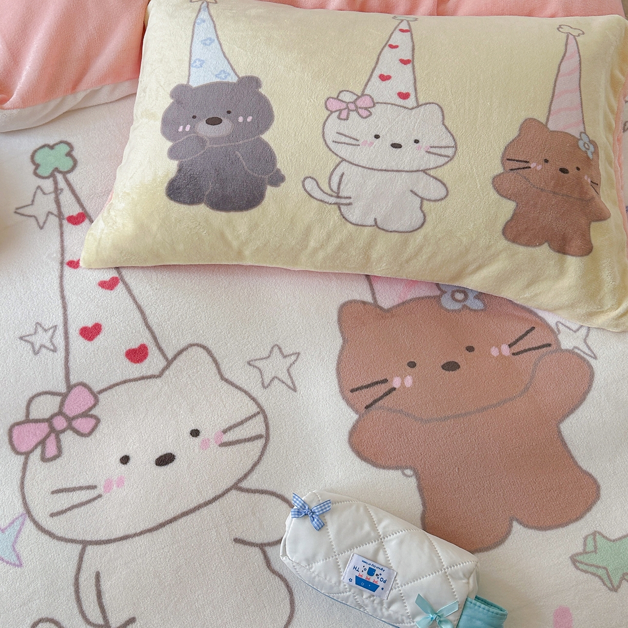 91家纺网 家纺一手货源 找家纺 美乐迪家纺 2025新款大版牛奶绒四件套 星星伙伴