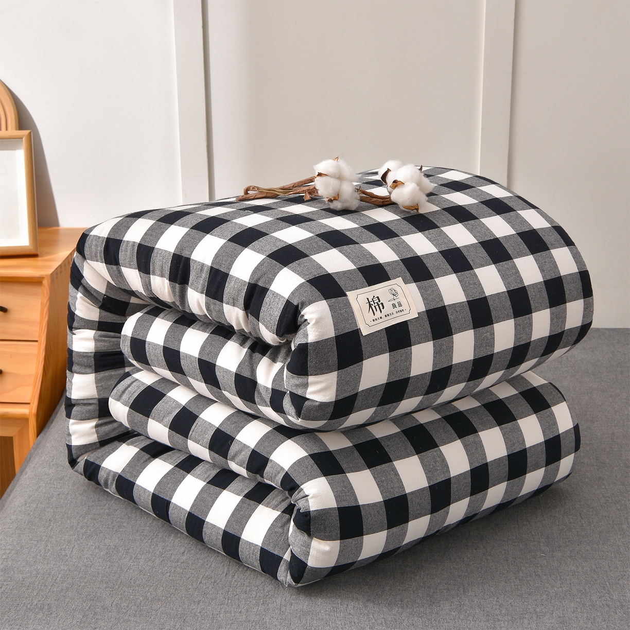 91家纺网 家纺一手货源 找家纺 锦逸家居 2025新款A类水洗棉棉花被被子被芯 灰白中格