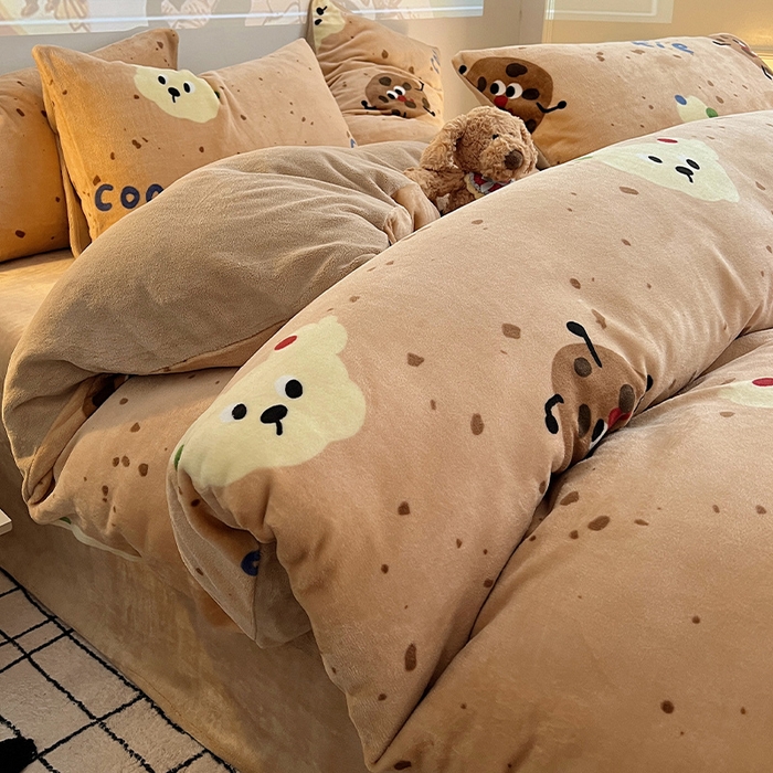 91家纺网 家纺一手货源 找家纺 （总）瑞莱 2025新款A类200克高克重秋冬印花牛奶绒四件套-卡通系列