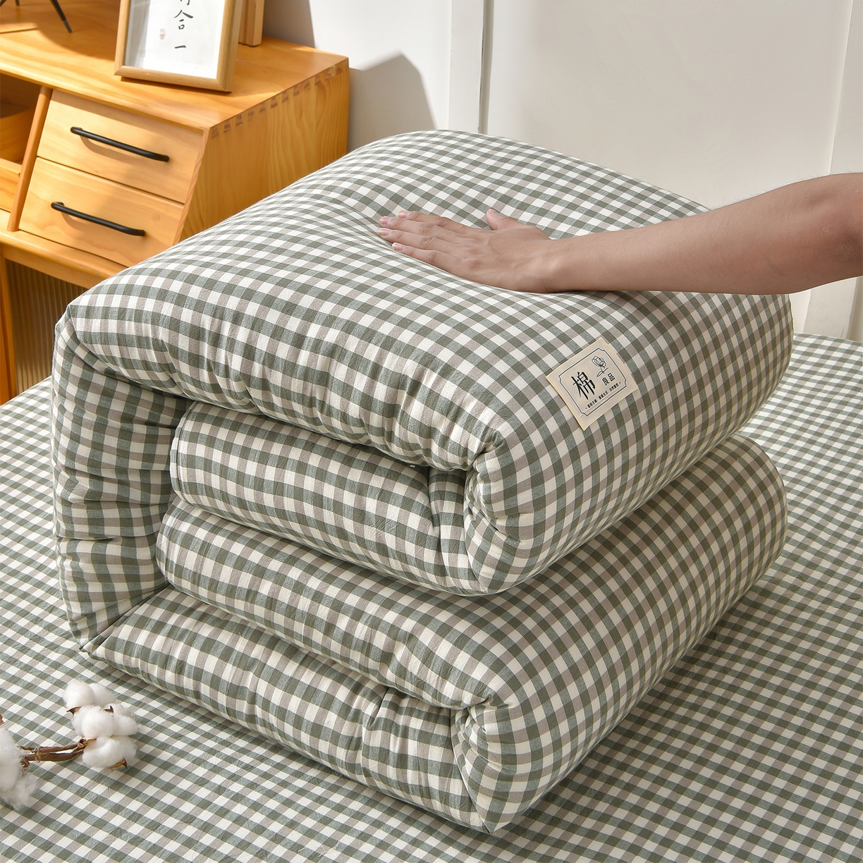 91家纺网 家纺一手货源 找家纺 锦逸家居 2025新款A类水洗棉棉花被被子被芯 三色小格