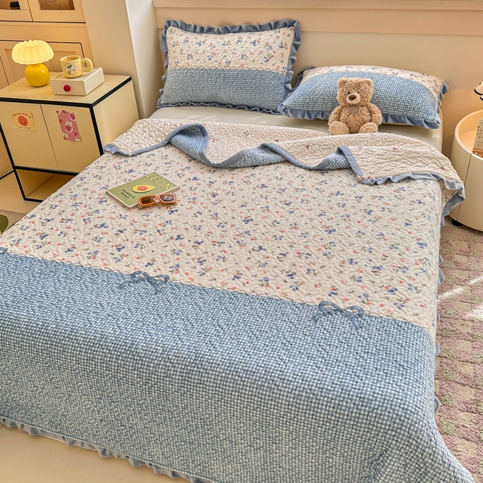 91家纺网 家纺一手货源 找家纺 （总）岚吉家纺 2025新款牛奶绒小花边床盖三件套