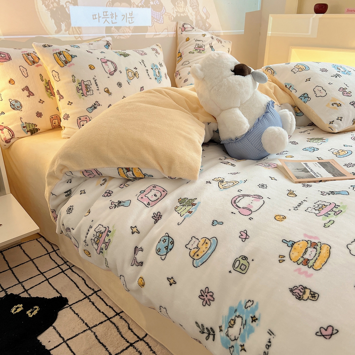 91家纺网 家纺一手货源 找家纺 瑞莱 2025新款A类200克高克重秋冬印花牛奶绒四件套-卡通系列 快乐小白熊