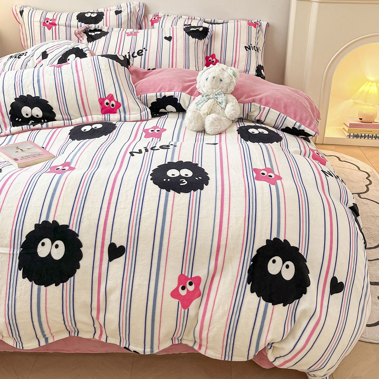 91家纺网 家纺一手货源 找家纺 瑞莱 2025新款A类200克高克重秋冬印花牛奶绒四件套-卡通系列 栗子球